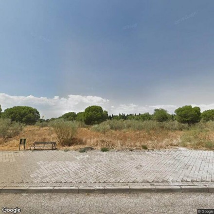 Parque medio abandonado en Alcalá de Henares